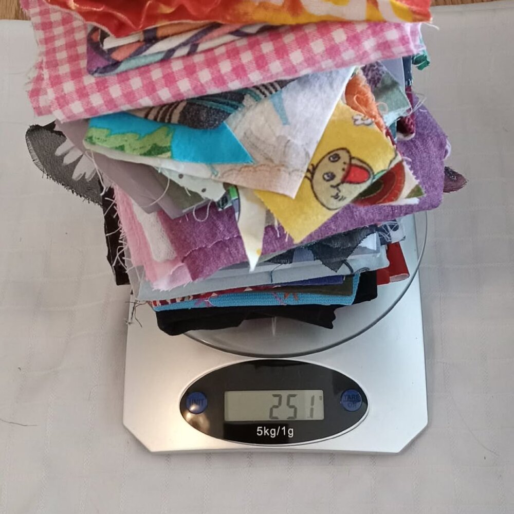 I) Want to renew your fabric stash for your creative projects? +1/2 lb fabrics